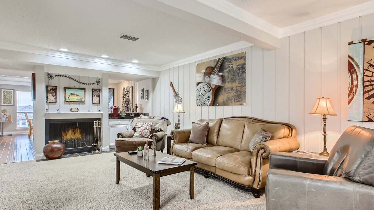 Photo of Livingroom in Lakeway