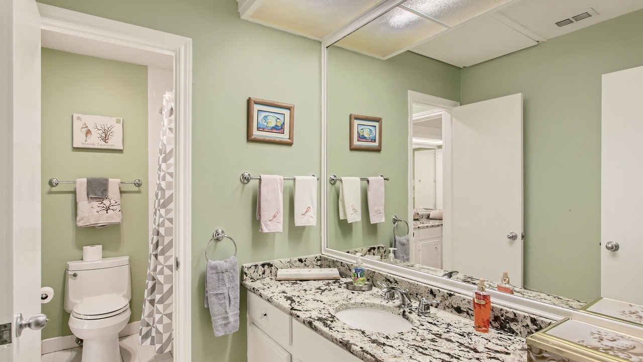Photo of Bathroom in Lakeway