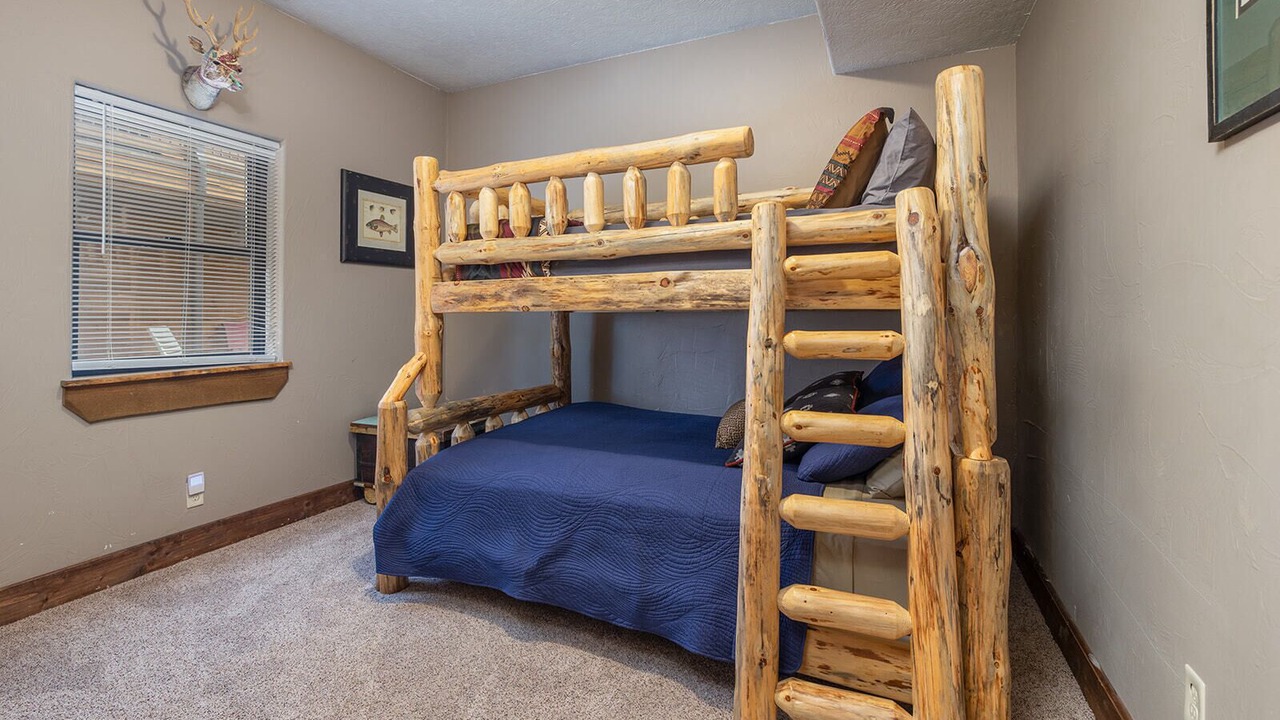 Photo of Bedroom in Branson