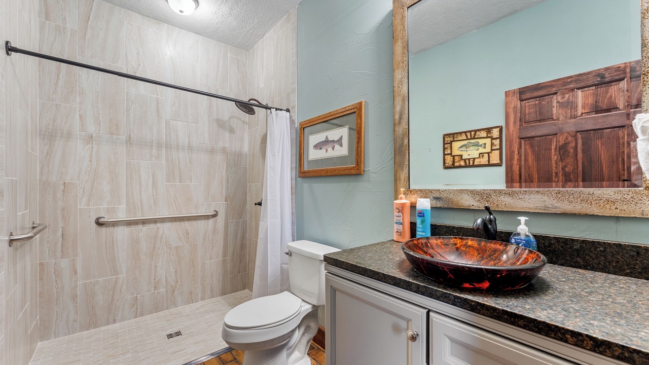 Photo of Bathroom in Branson