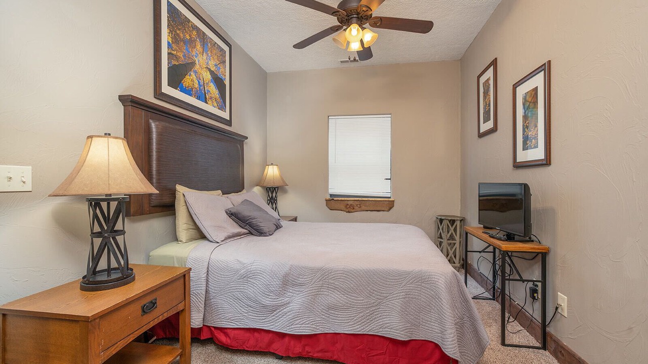 Photo of Bedroom in Branson
