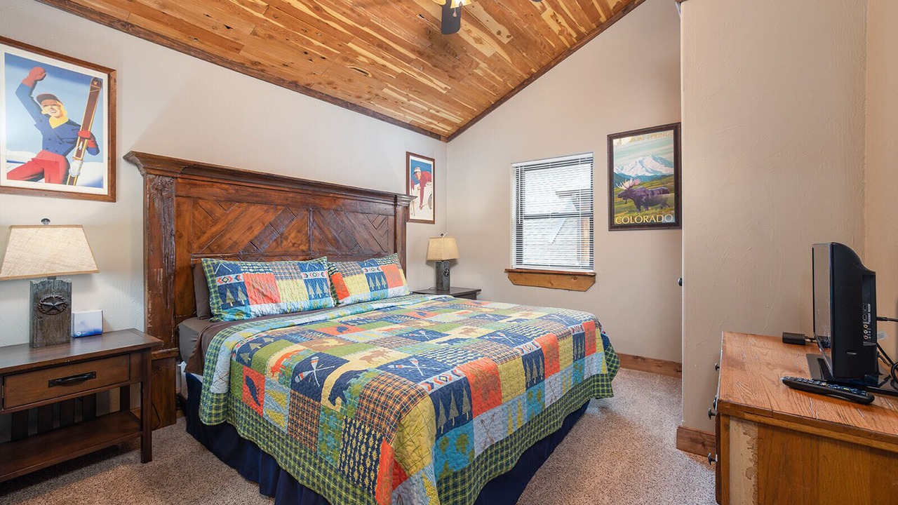 Photo of Bedroom in Branson