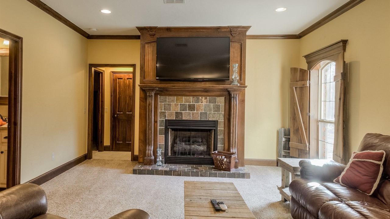 Photo of Livingroom in Kingston
