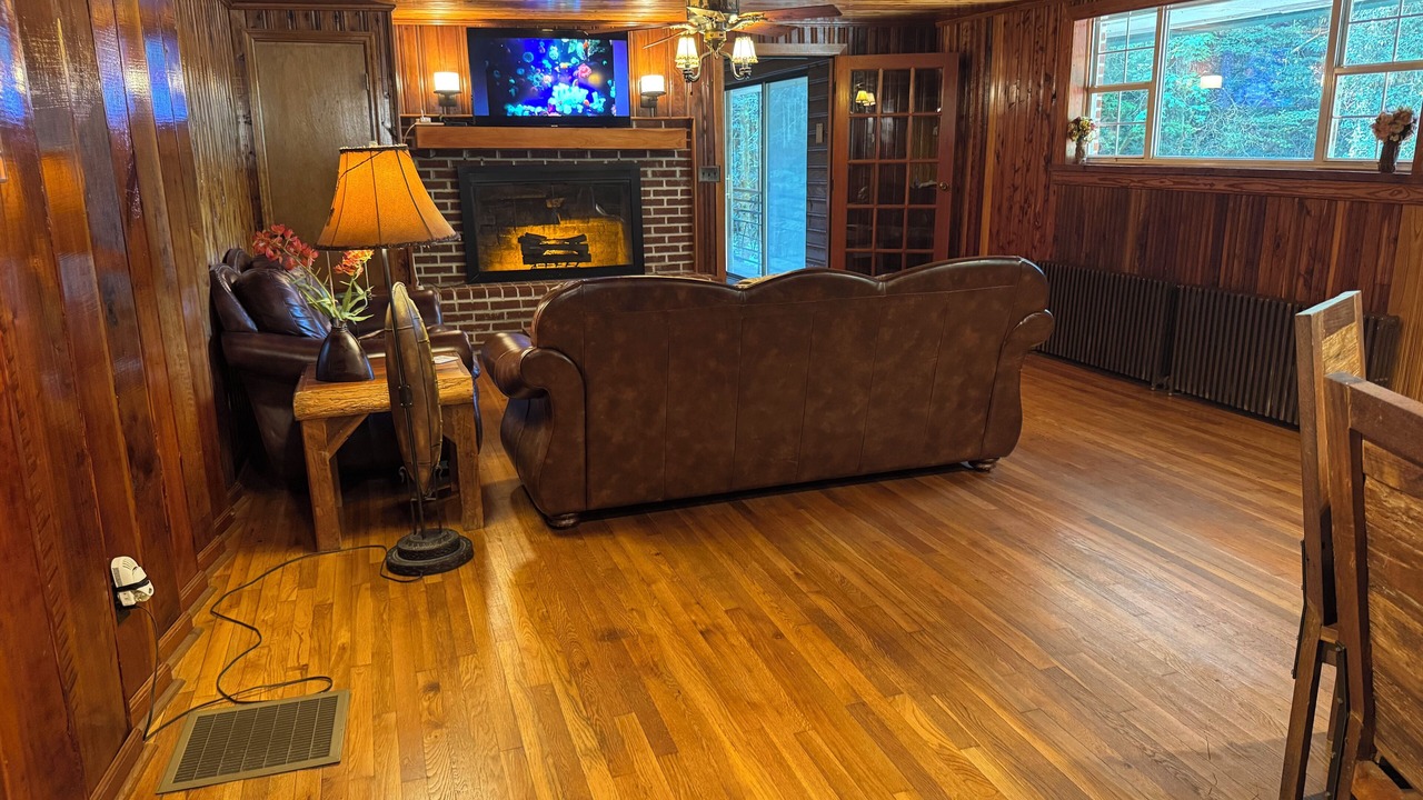 Photo of Livingroom in Ellijay