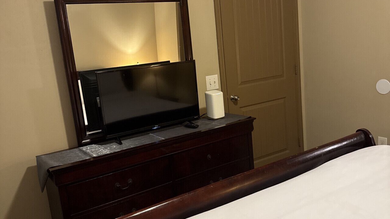 Photo of Bedroom in Grogan's Mill