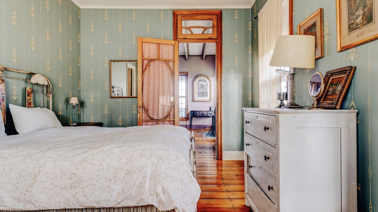 Photo of Bedroom in Town of Southold Town