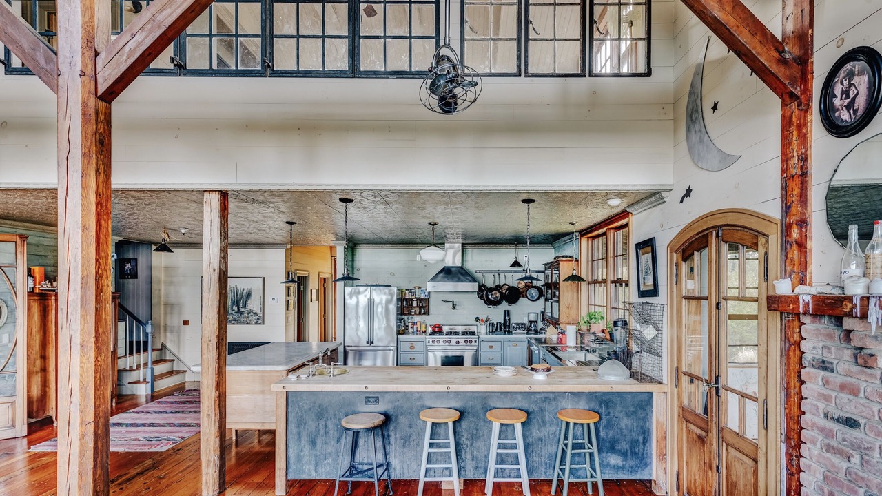 Photo of Bedroom in Town of Southold Town