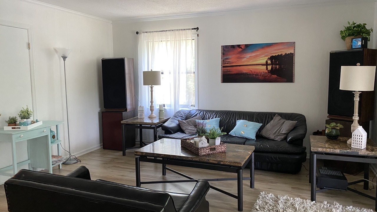 Photo of Livingroom in Henrico