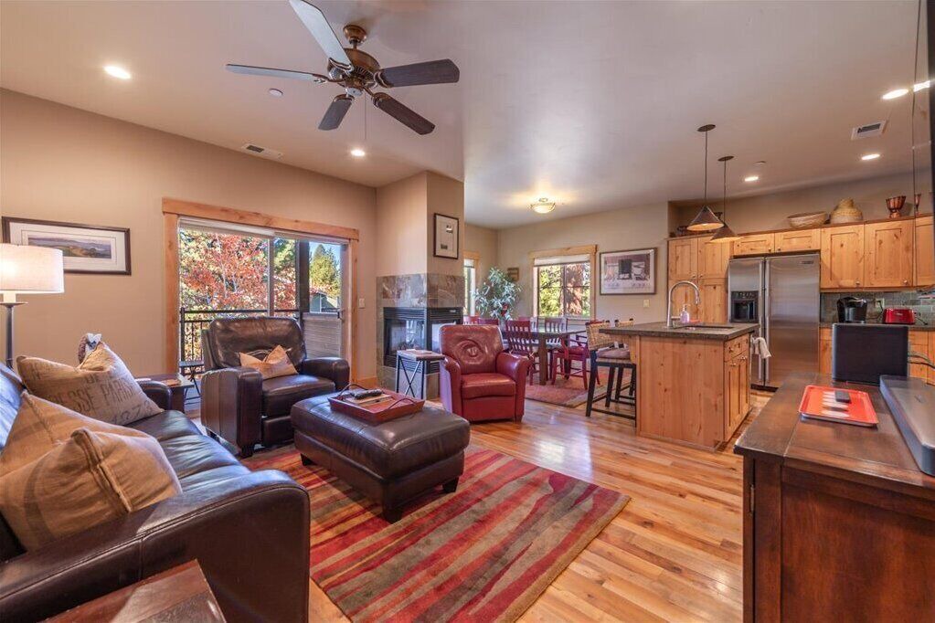 Photo of Livingroom in Truckee