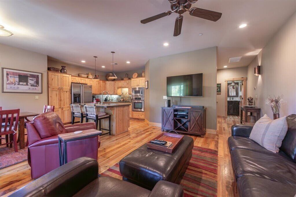 Photo of Livingroom in Truckee