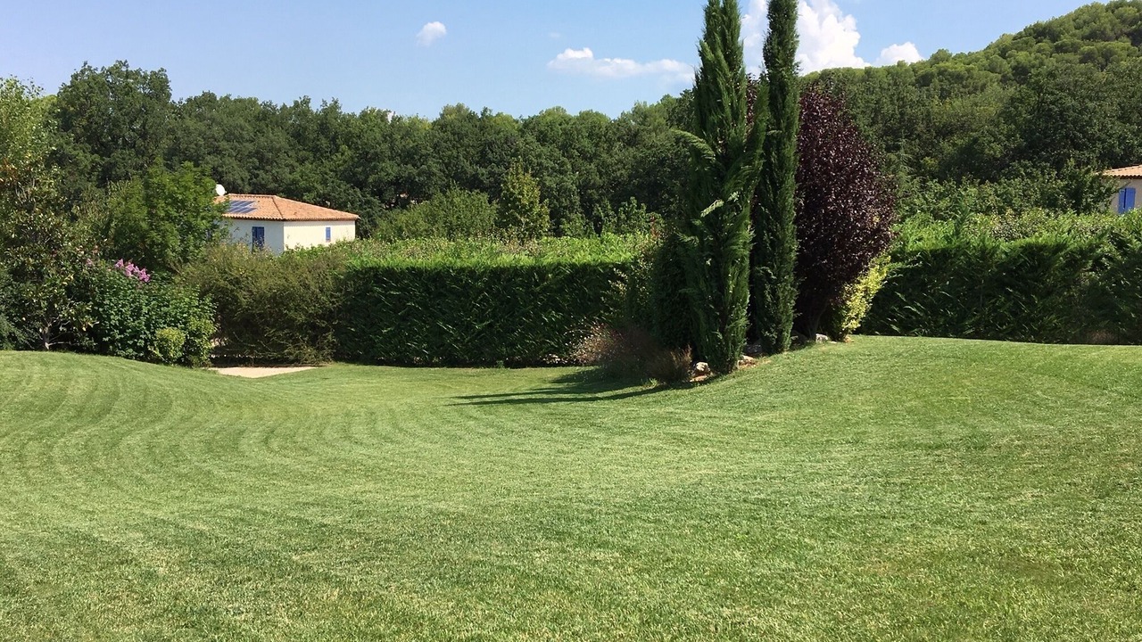 Photo of Outdoor in Cabries