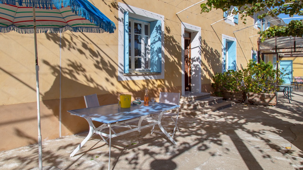 Photo of Outdoor in Pont-Saint-Esprit