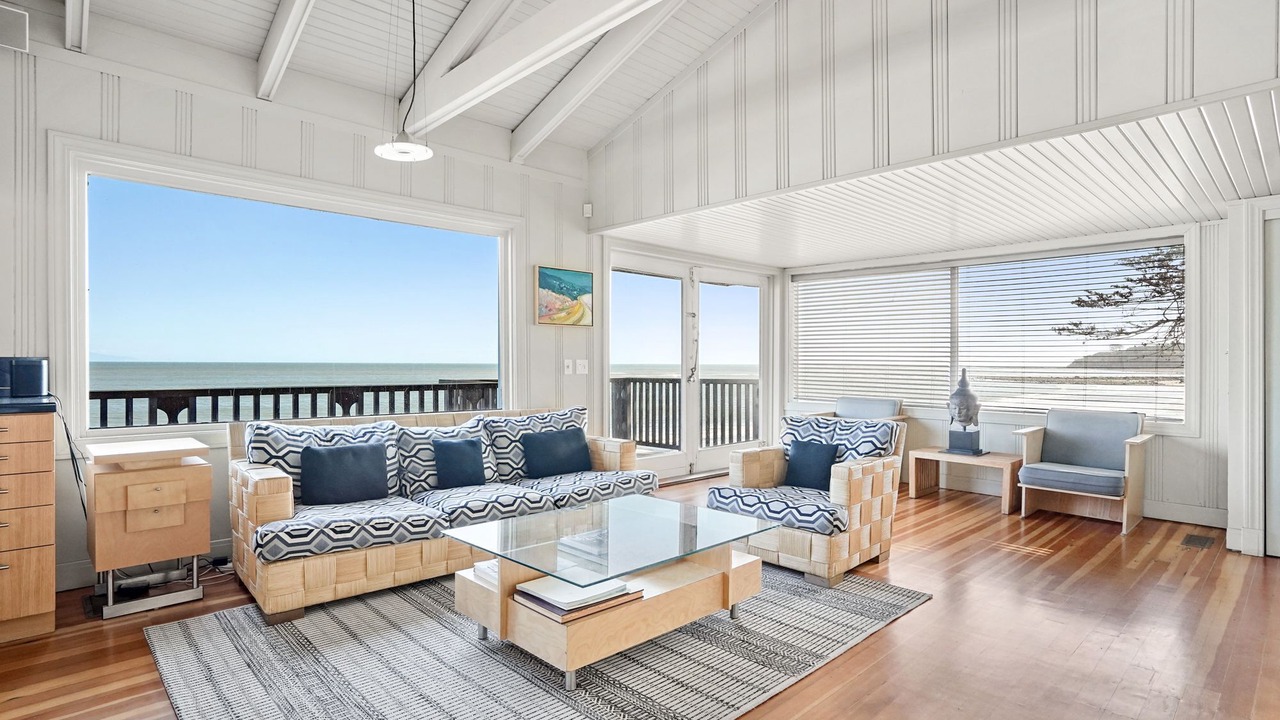 Photo of Bedroom in Bolinas