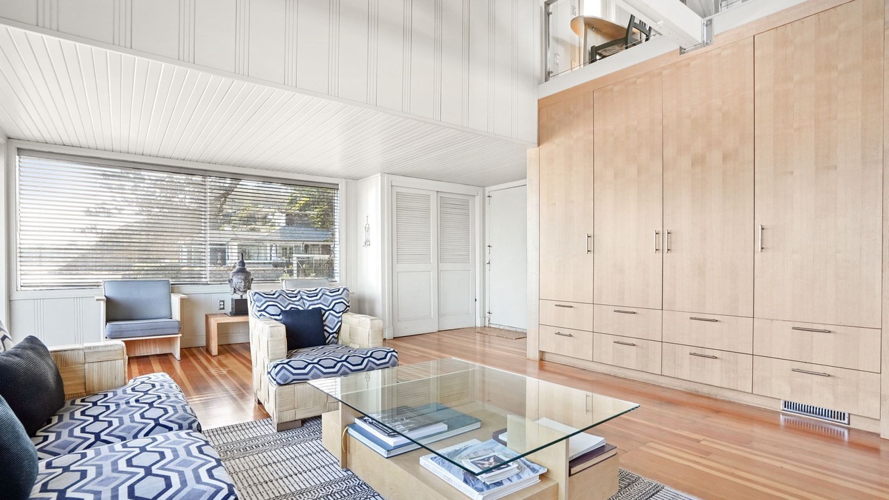 Photo of Bedroom in Bolinas