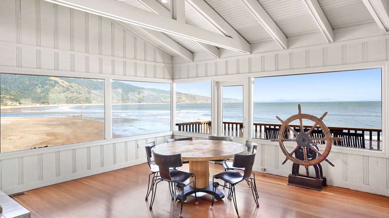 Photo of Others in Bolinas