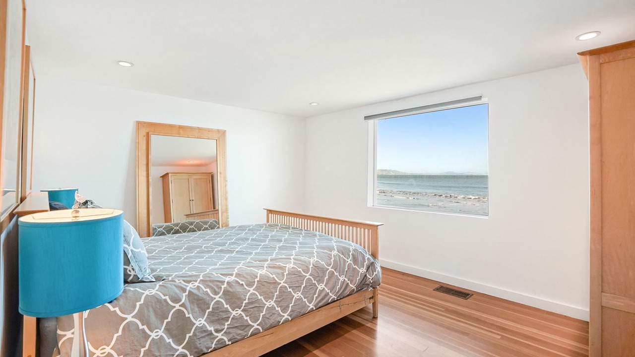 Photo of Others in Bolinas