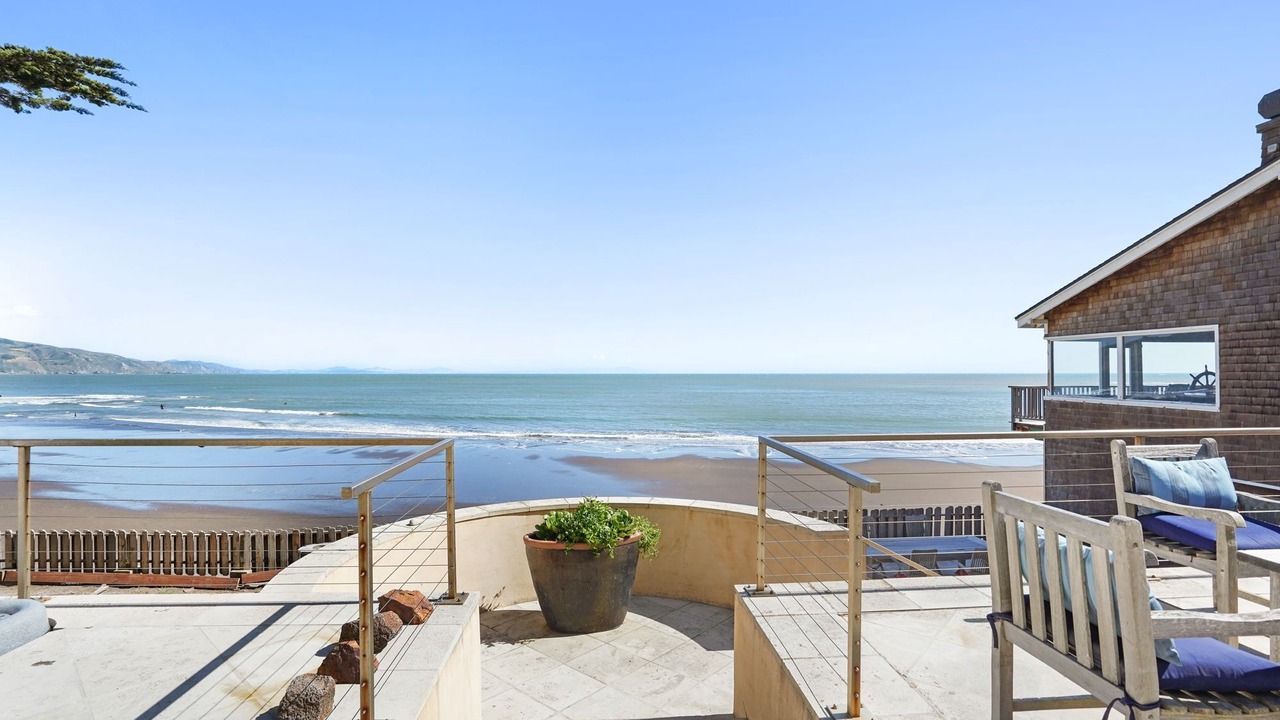 Photo of Others in Bolinas