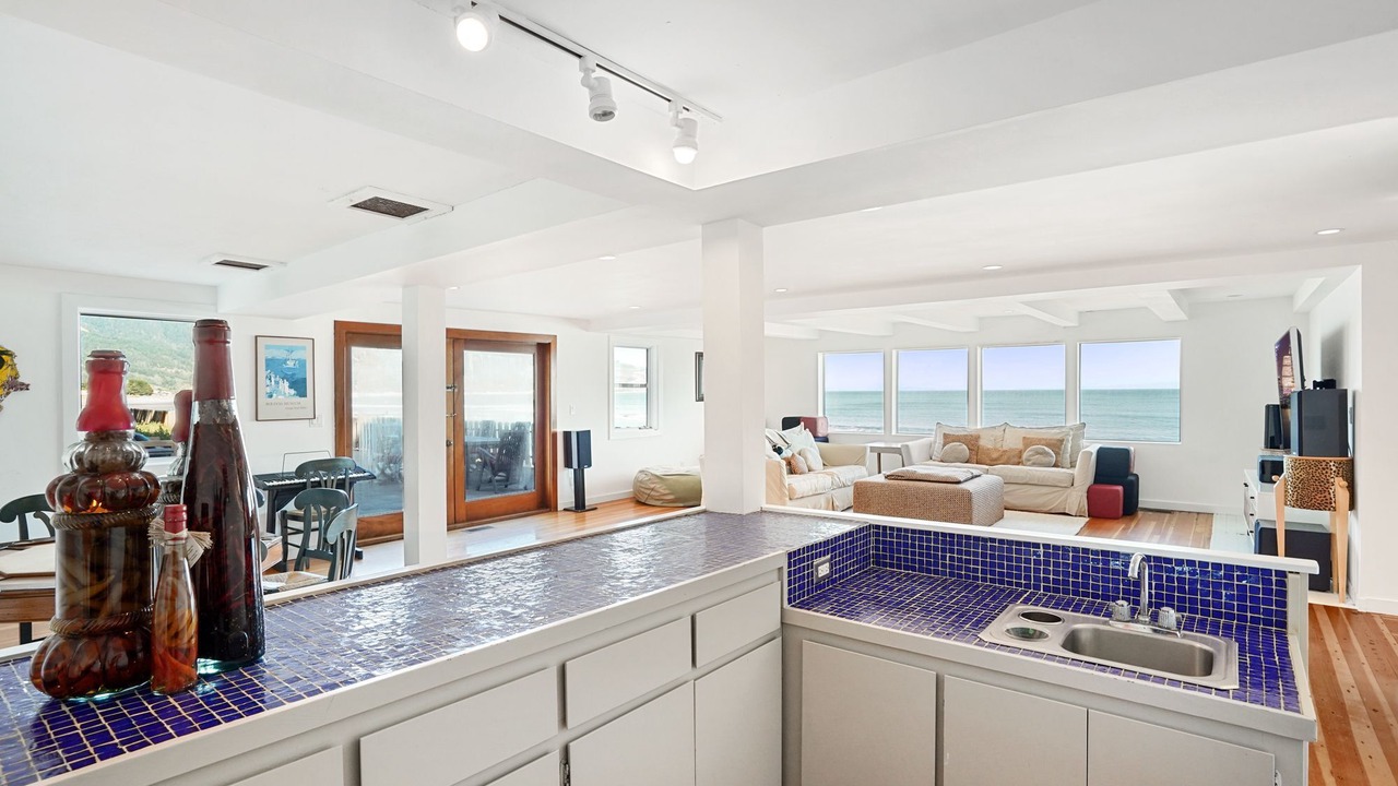 Photo of Bedroom in Bolinas