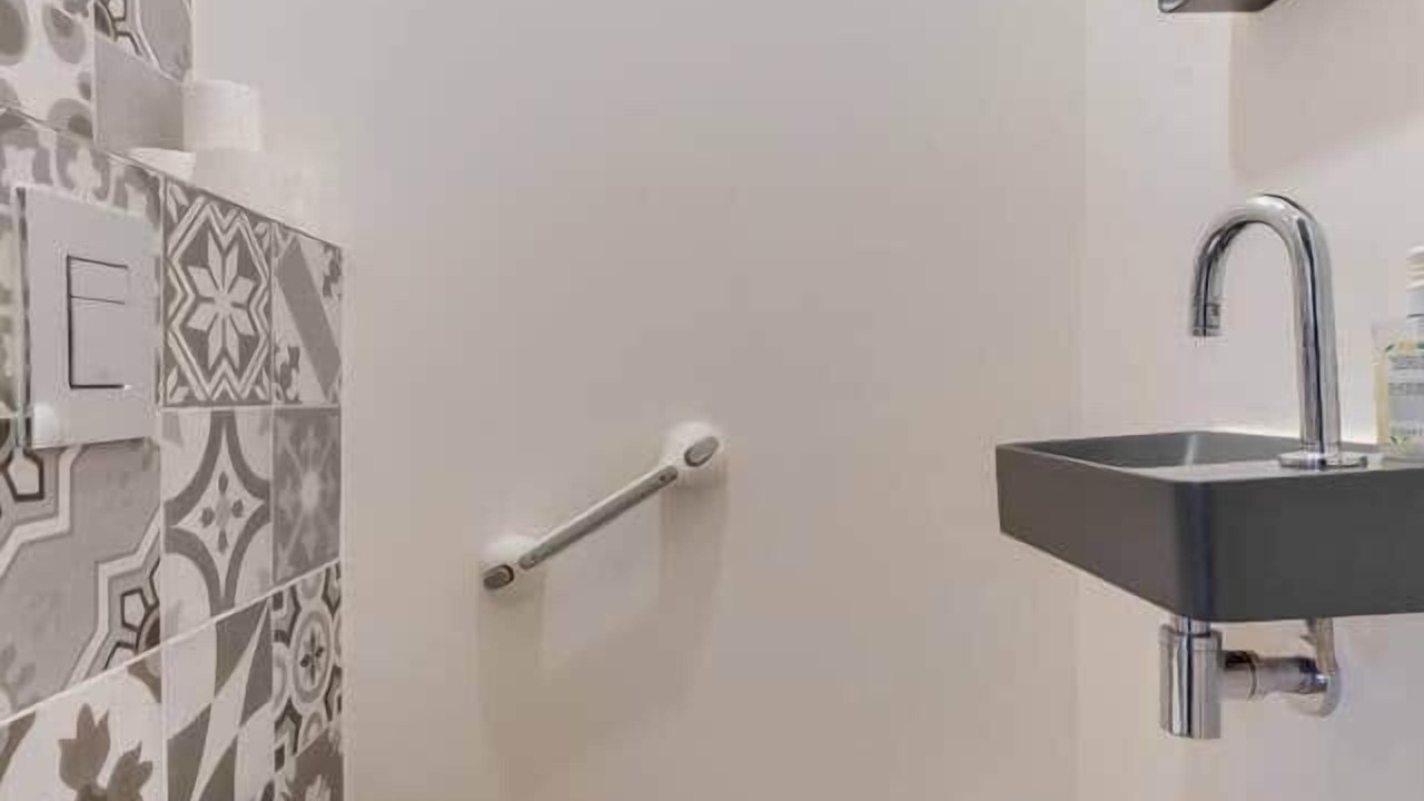 Photo of Bathroom in Levallois-Perret