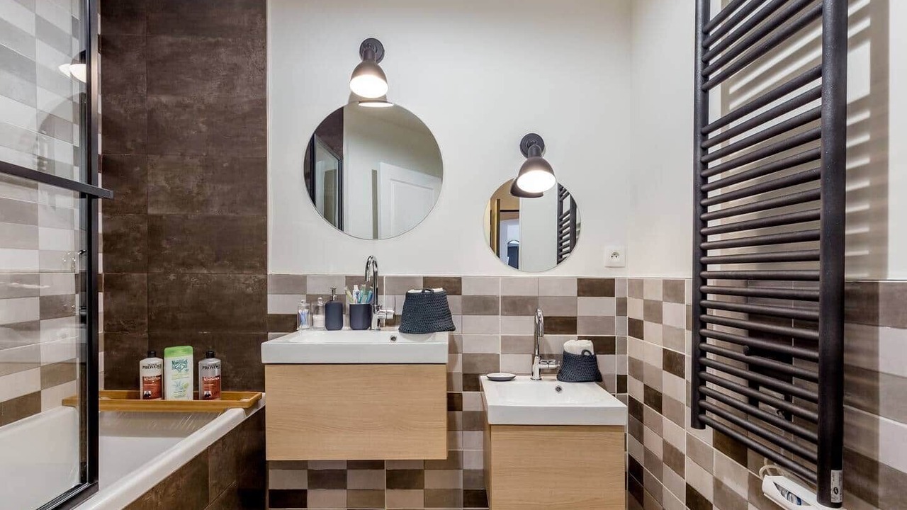 Photo of Bathroom in Levallois-Perret