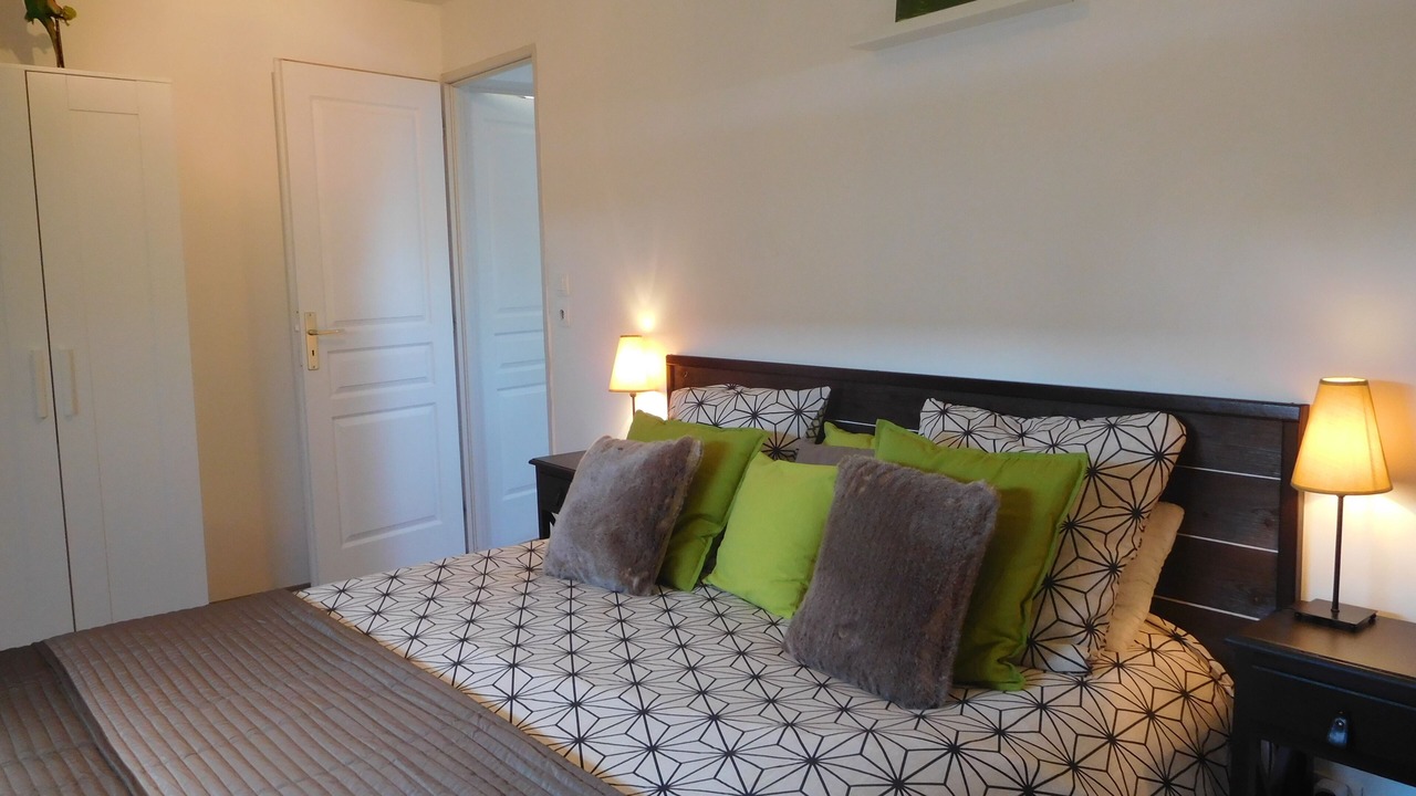 Photo of Bedroom in Ploneour-Lanvern