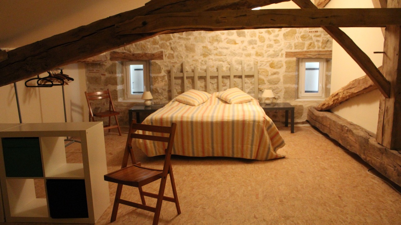 Photo of Bedroom in Puymiclan