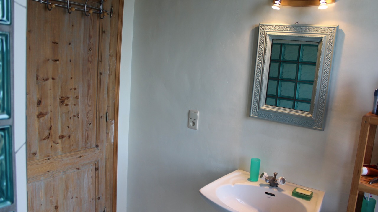 Photo of Bathroom in Puymiclan