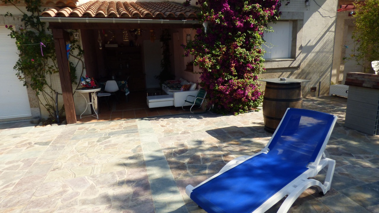 Photo of Patio Balcony in Tournissan