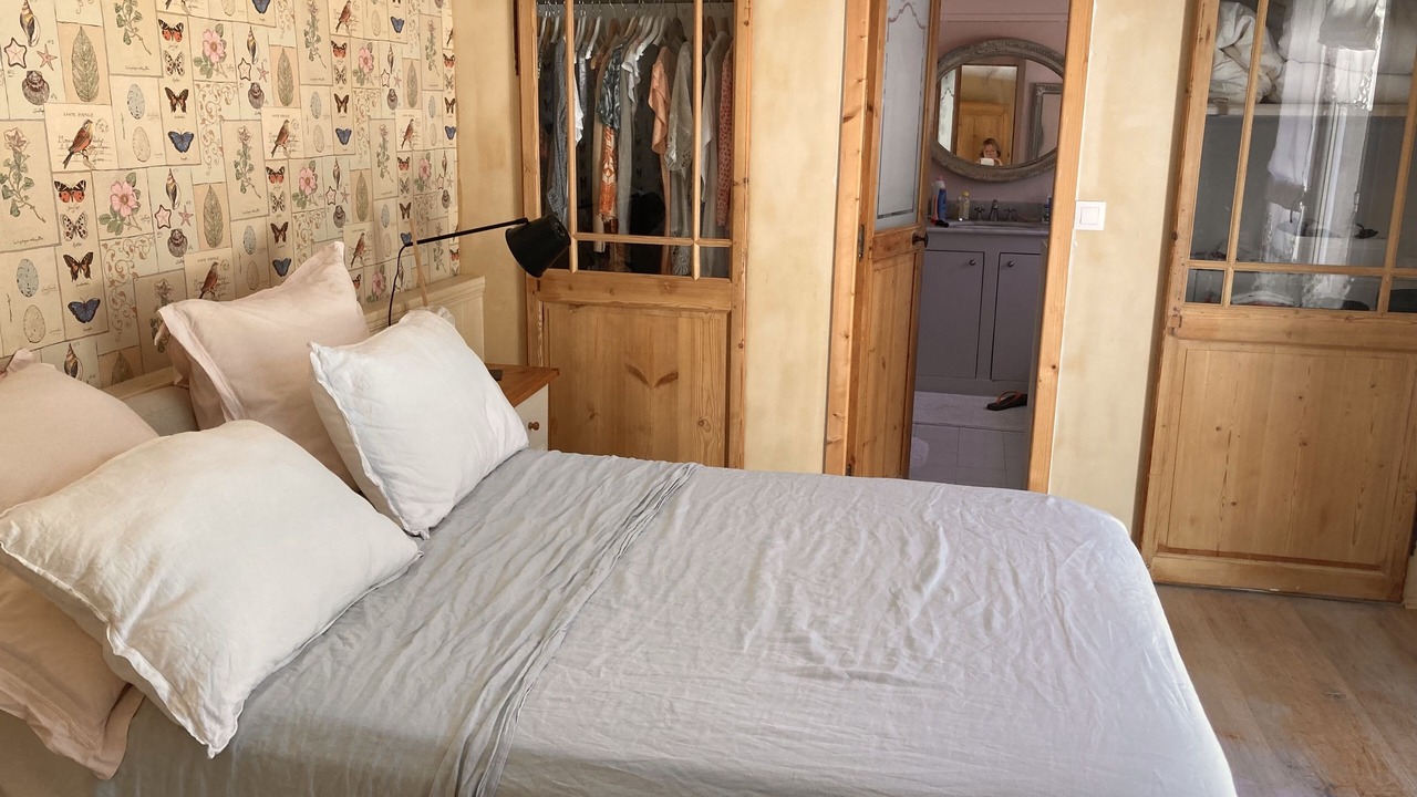 Photo of Bedroom in Lambesc