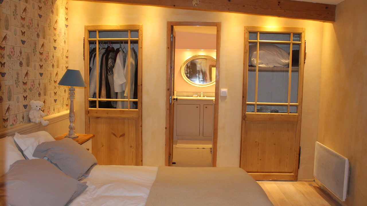 Photo of Bedroom in Lambesc