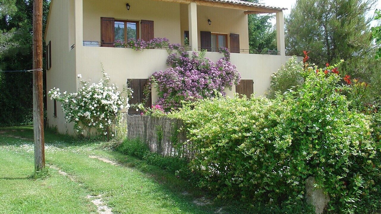 Photo of Outdoor in Saint-Martin-de-Castillon