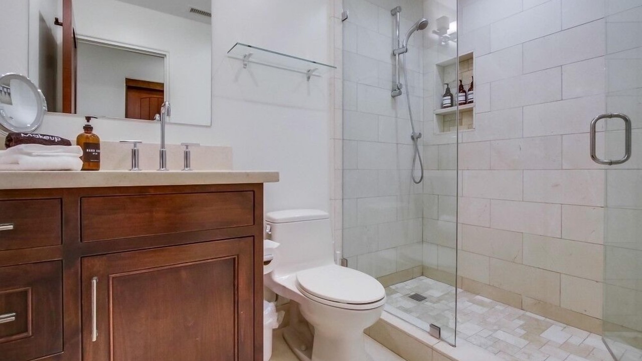 Photo of Bathroom in Coronado