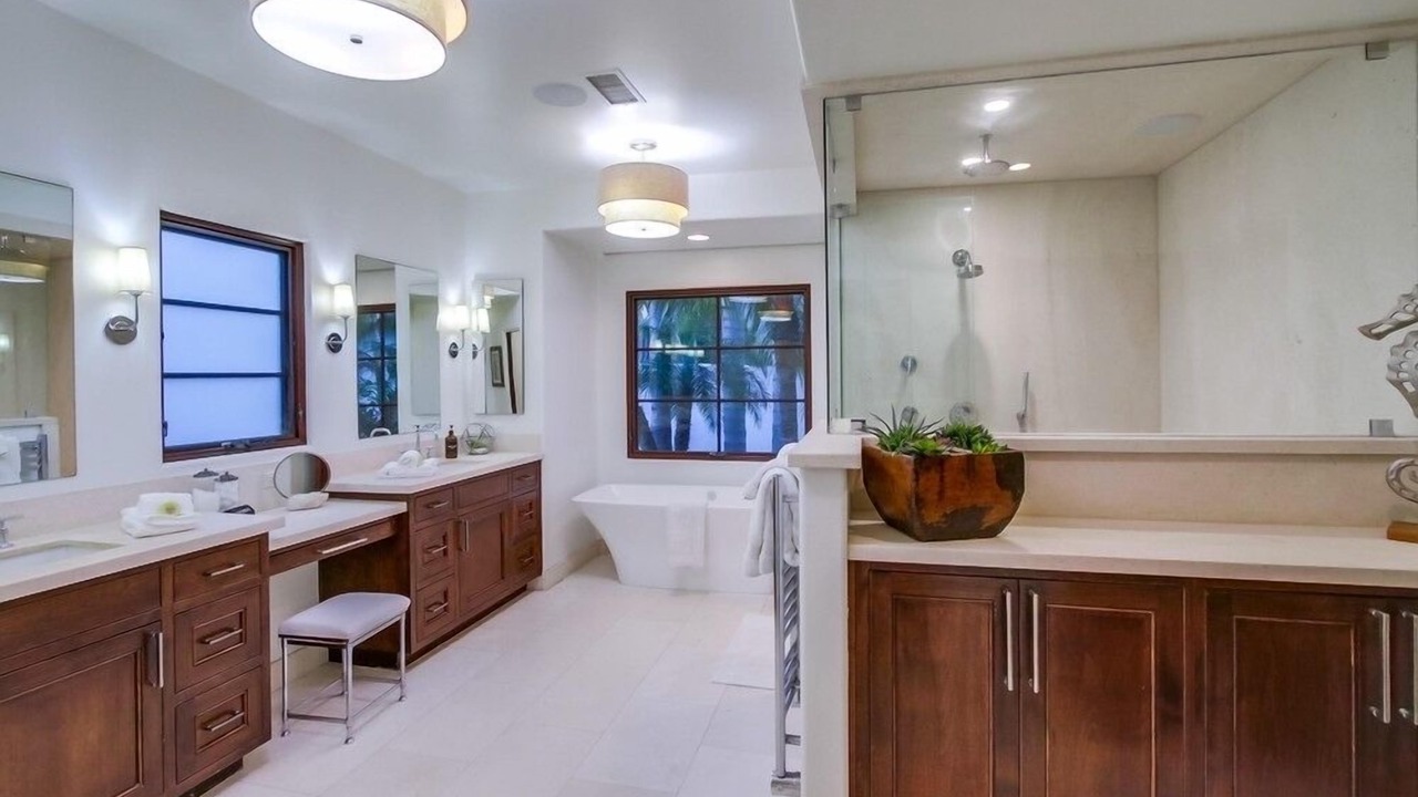 Photo of Bathroom in Coronado