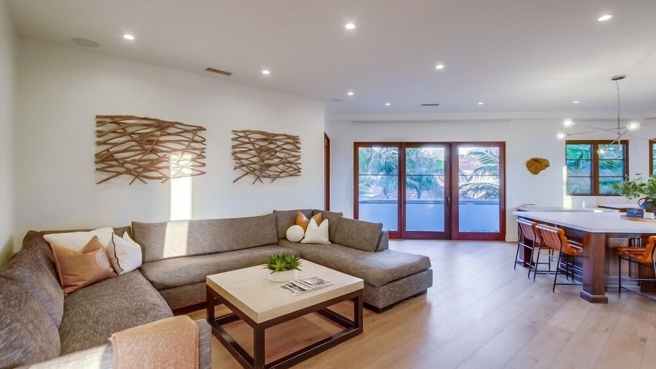 Photo of Livingroom in Coronado