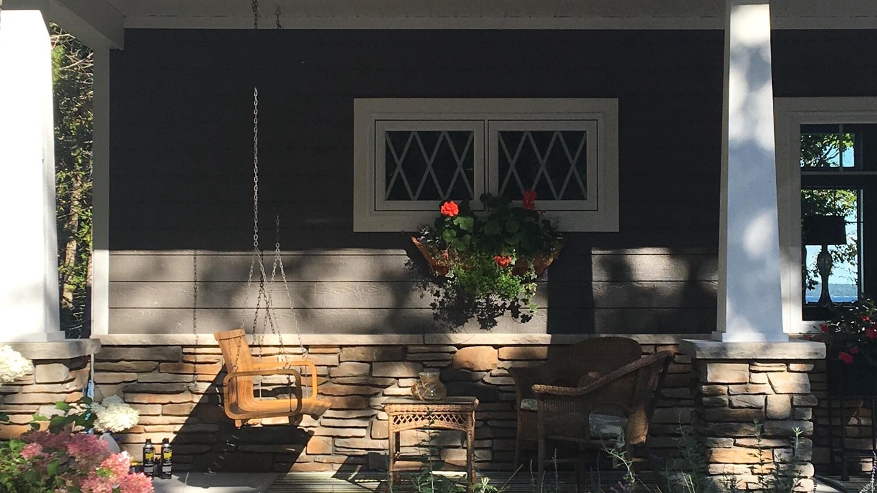 Photo of Patio Balcony in Suttons Bay