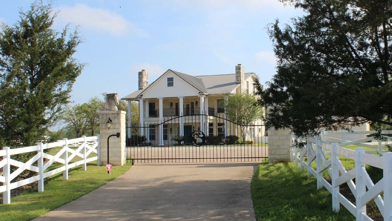 Photo of Others in Wellborn