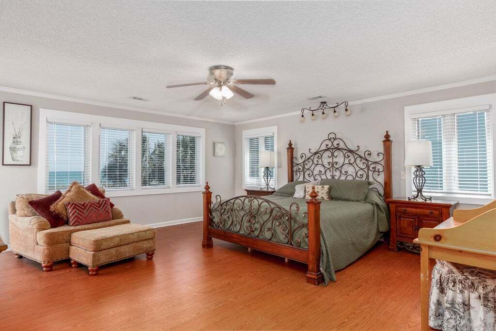 Photo of Bedroom in Golden Mile
