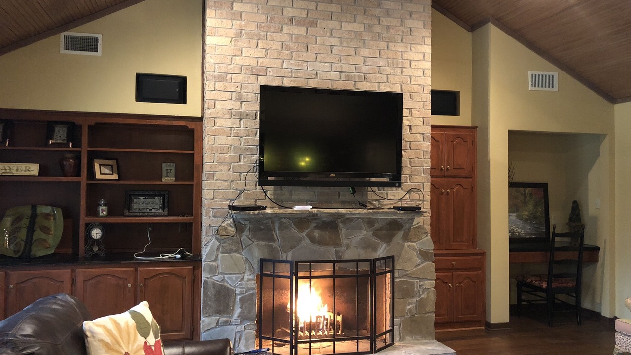 Photo of Livingroom in Holly Lake Ranch