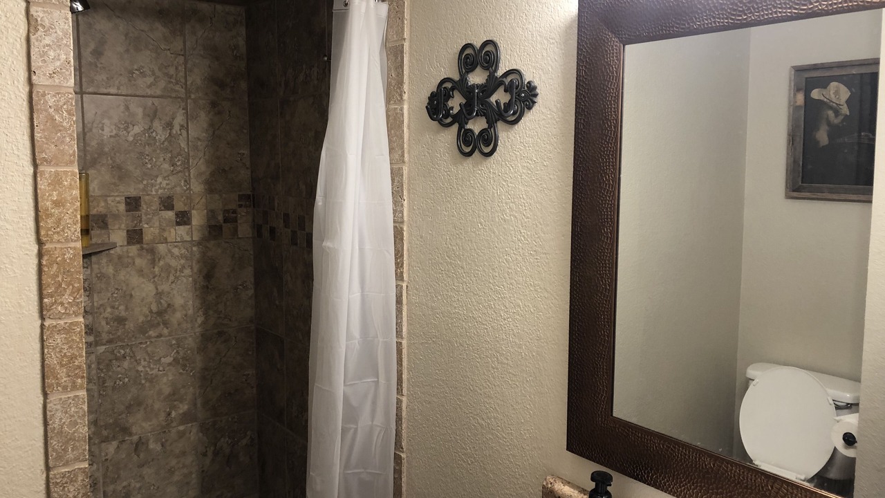 Photo of Bathroom in Elk City