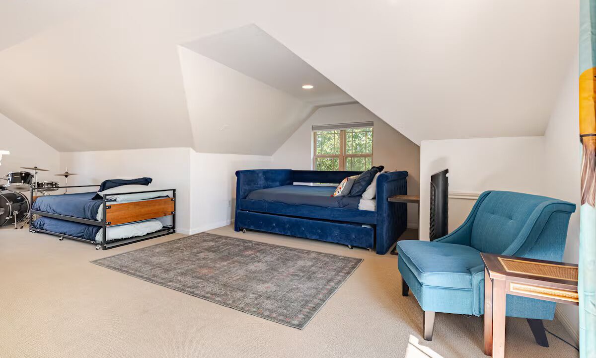Photo of Bedroom in Holly