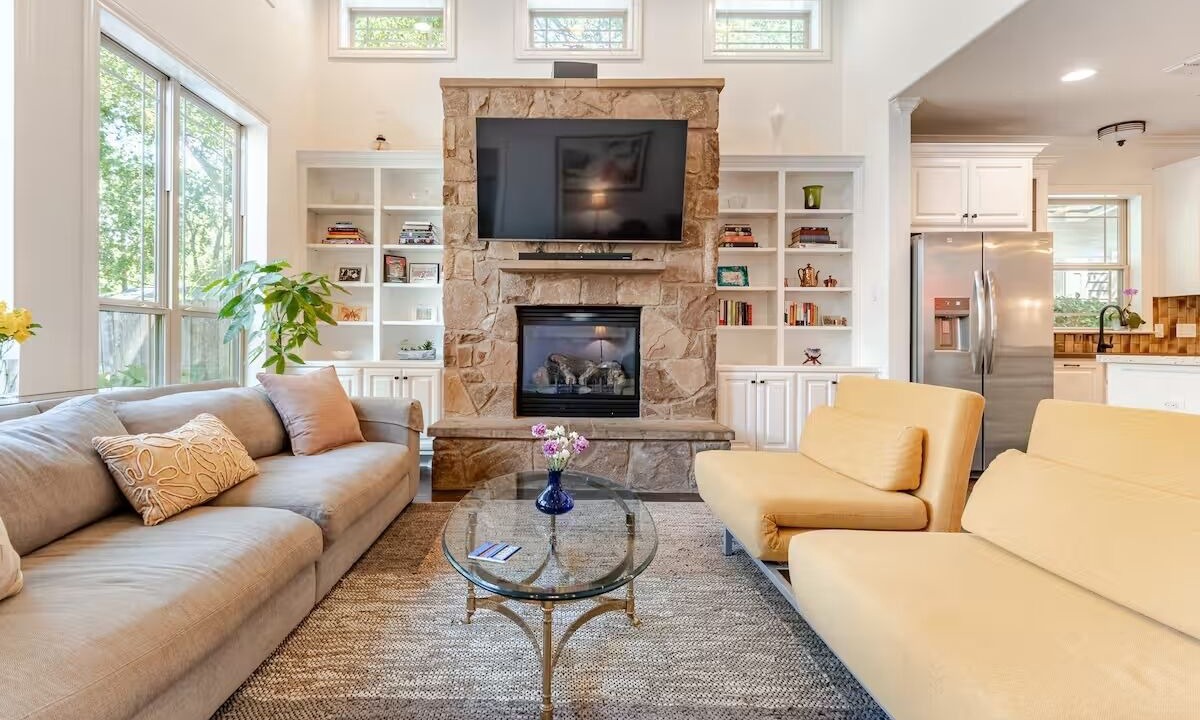 Photo of Livingroom in Holly