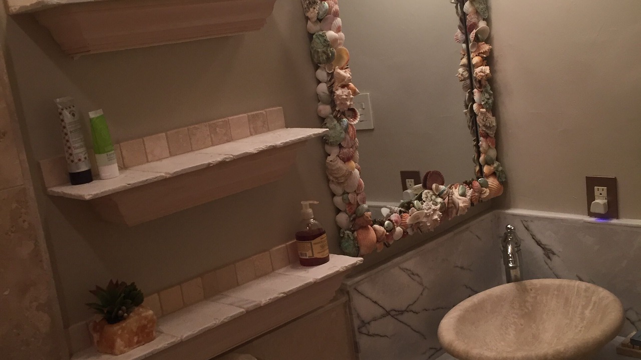 Photo of Bathroom in South Capitol