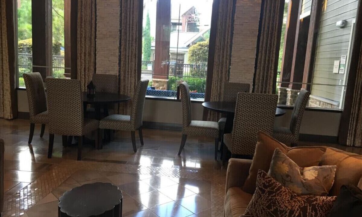 Photo of Livingroom in Grogan's Mill