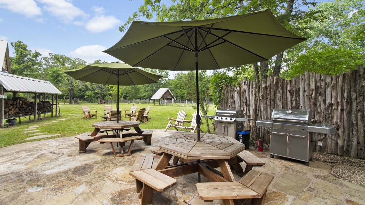 Photo of Outdoor in Enchanted Oaks