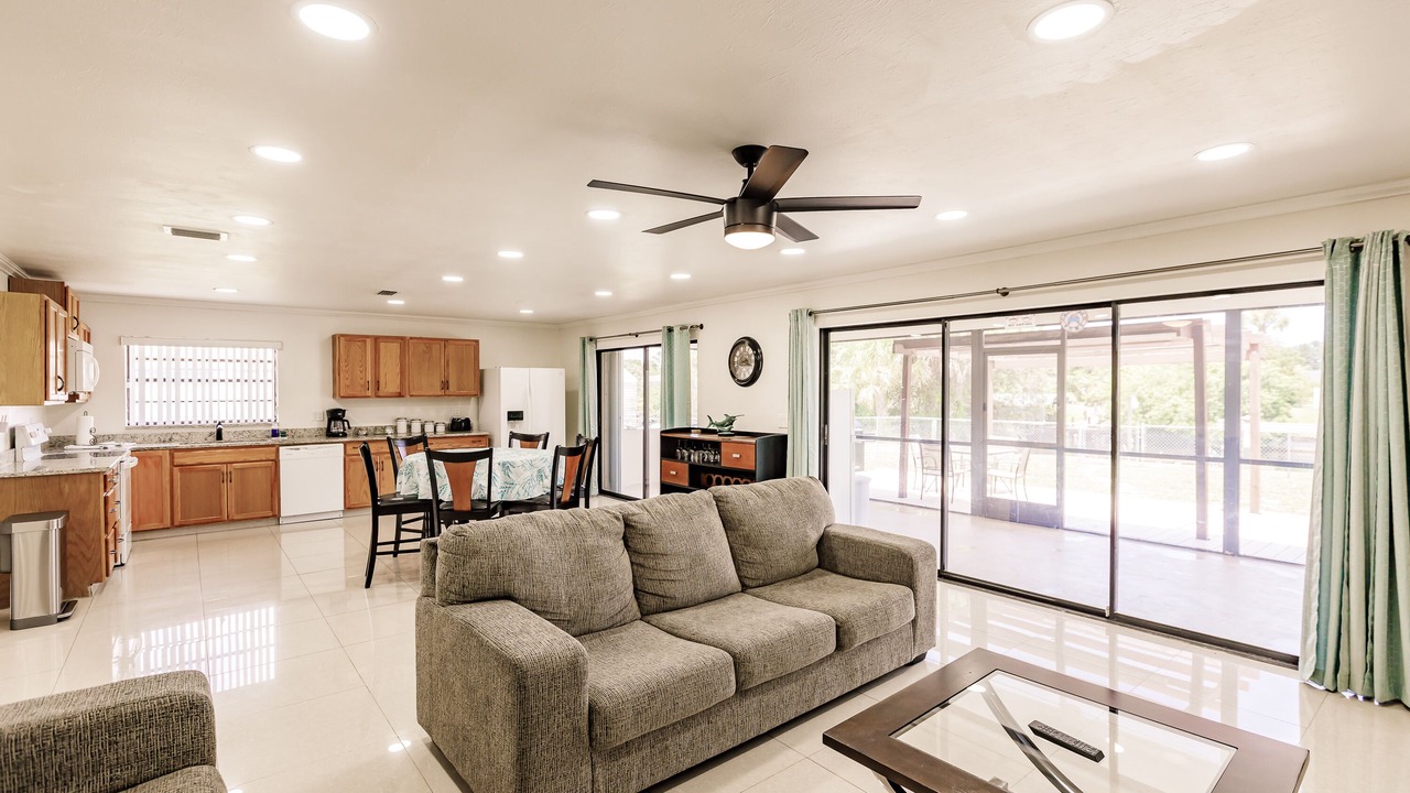 Photo of Livingroom in Port Charlotte