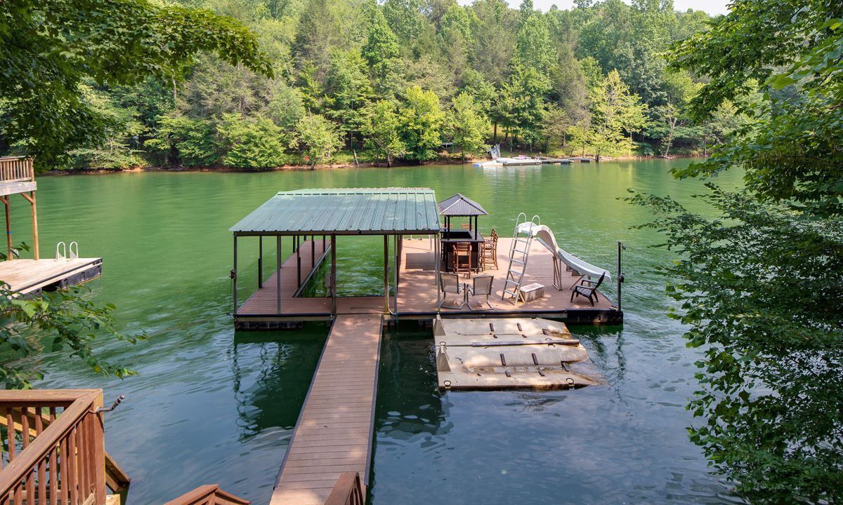 Photo of Outdoor in Lakeside Estates