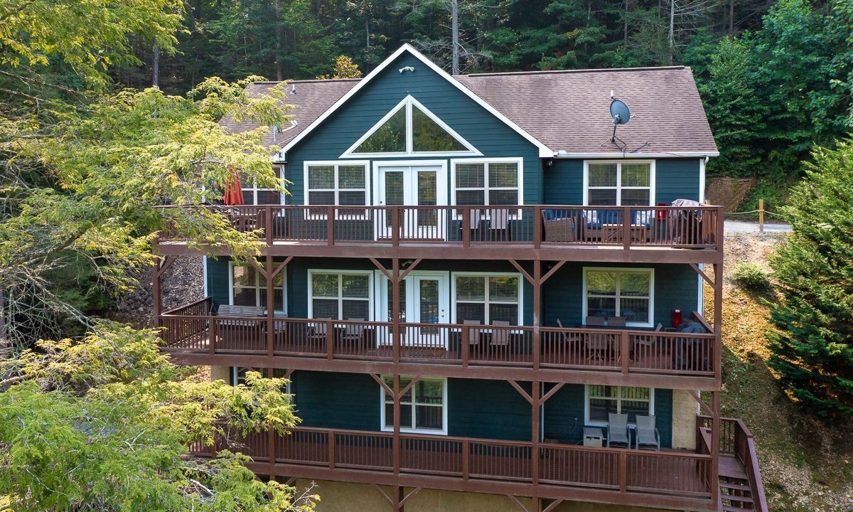 Photo of Outdoor in Lakeside Estates