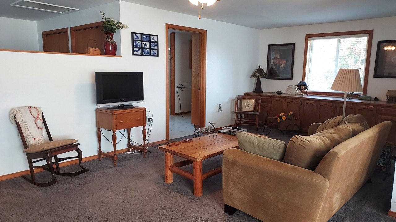 Photo of Livingroom in Oak Harbor