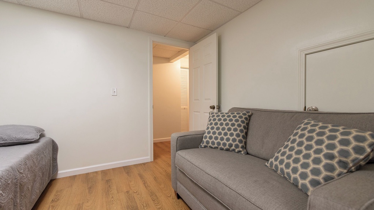 Photo of Livingroom in Point Judith