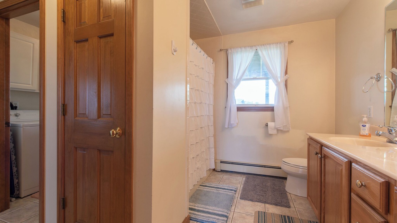 Photo of Bathroom in Point Judith